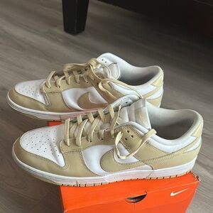 Nike White and Beige Sneakers
